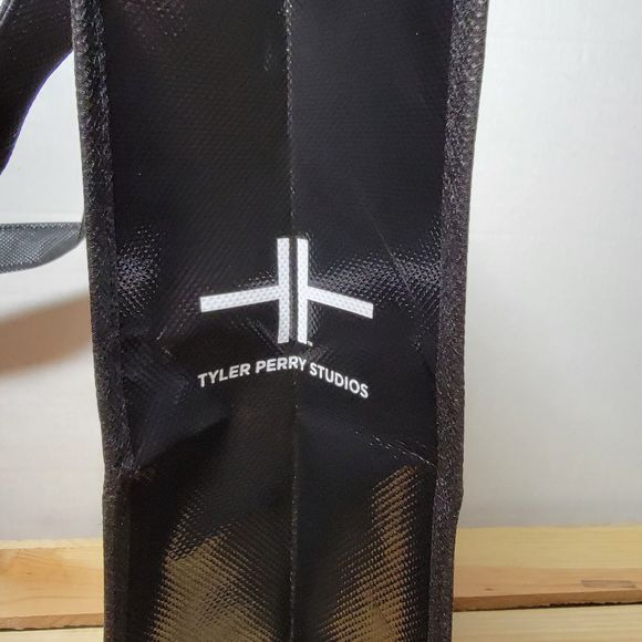 Tyler Perry's A Madea Family Funeral Reusable Bag w/ Snap Small. NWOT - Picture 2 of 5